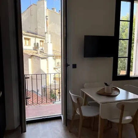 Vieil Antibes, Clim, Balcon, Chez Marlene Апартаменты Антиб