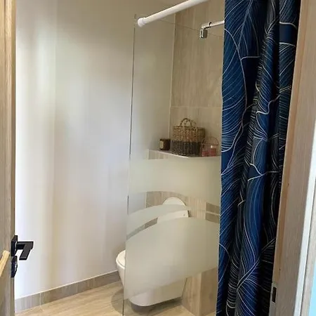 Vieil Antibes, Clim, Balcon, Chez Marlene Апартаменты